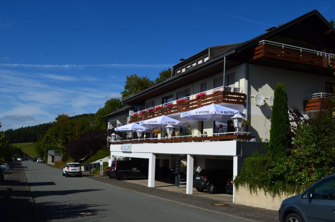 Hotel Suedhang Niedersfeld ภายนอก รูปภาพ