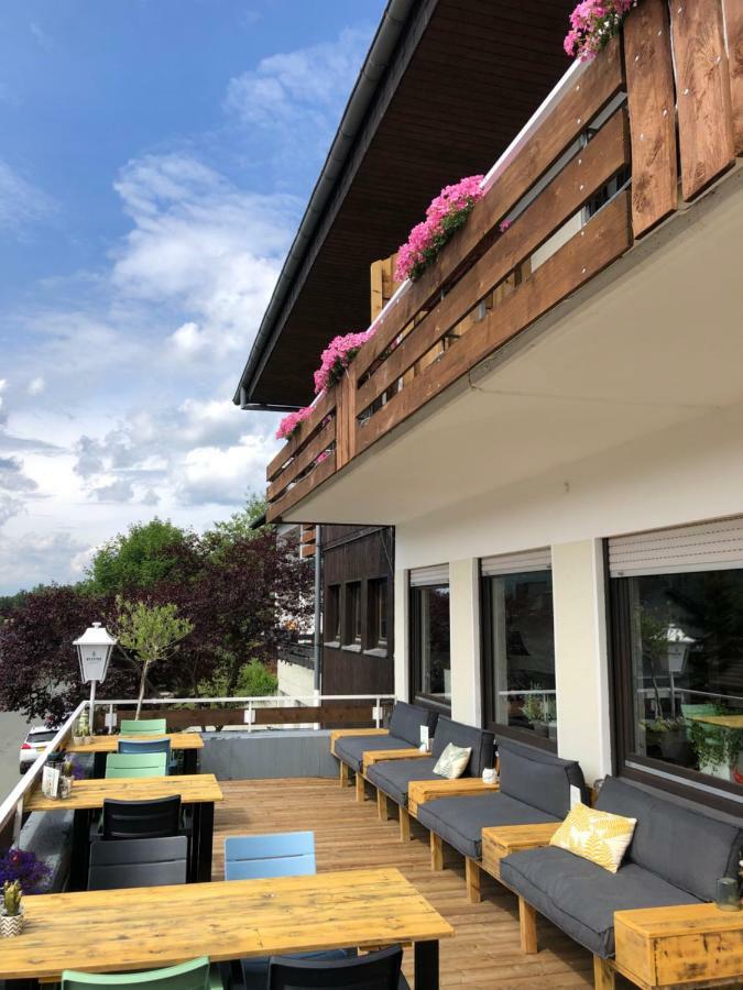 Hotel Suedhang Niedersfeld ภายนอก รูปภาพ