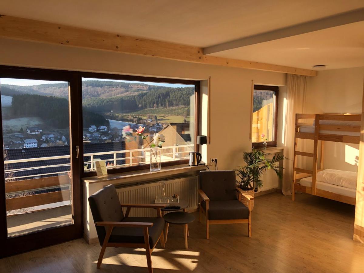 Hotel Suedhang Niedersfeld ภายนอก รูปภาพ
