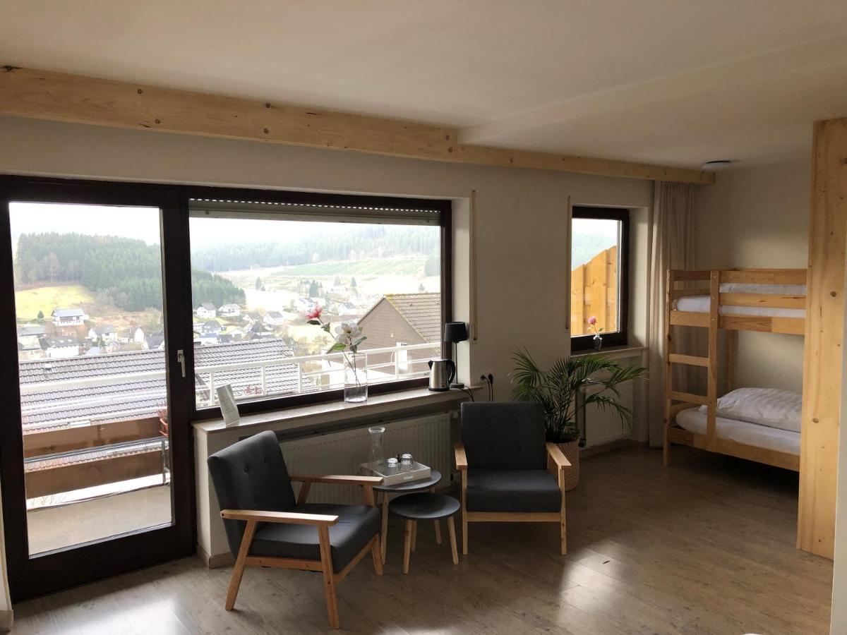 Hotel Suedhang Niedersfeld ภายนอก รูปภาพ